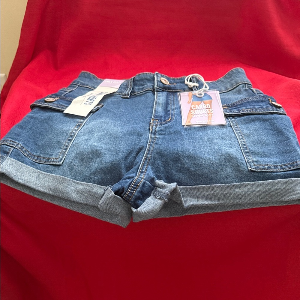 Casual Blue Denim Cargo Roll-Cuff Shorts